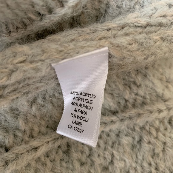 Banana Republic warm vest - Picture 5 of 6